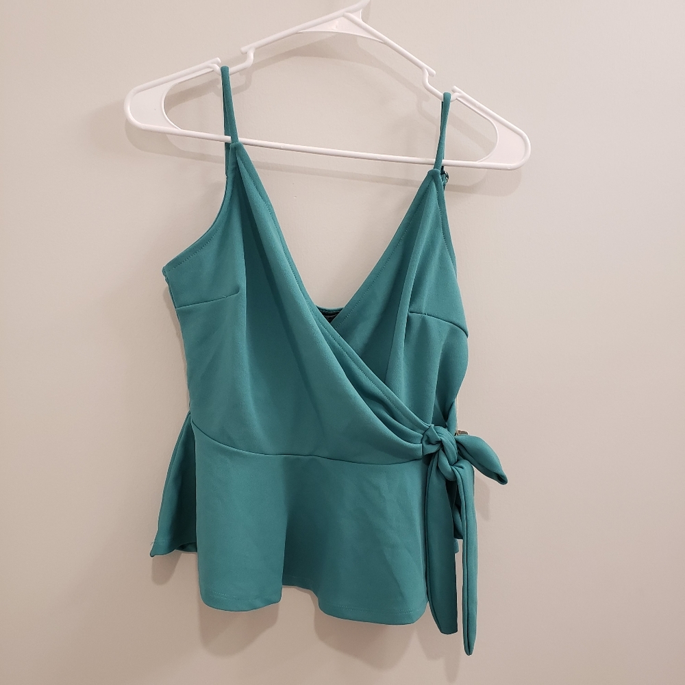 Baby doll-like top